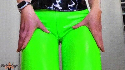 Shiny Ass And Cameltoe Worship